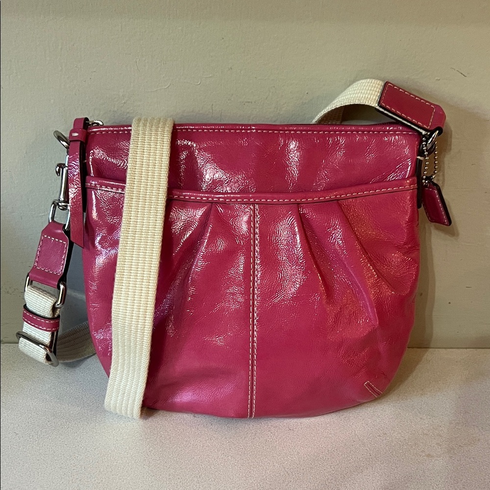 Coach crossbody Pink patent Leather Bag